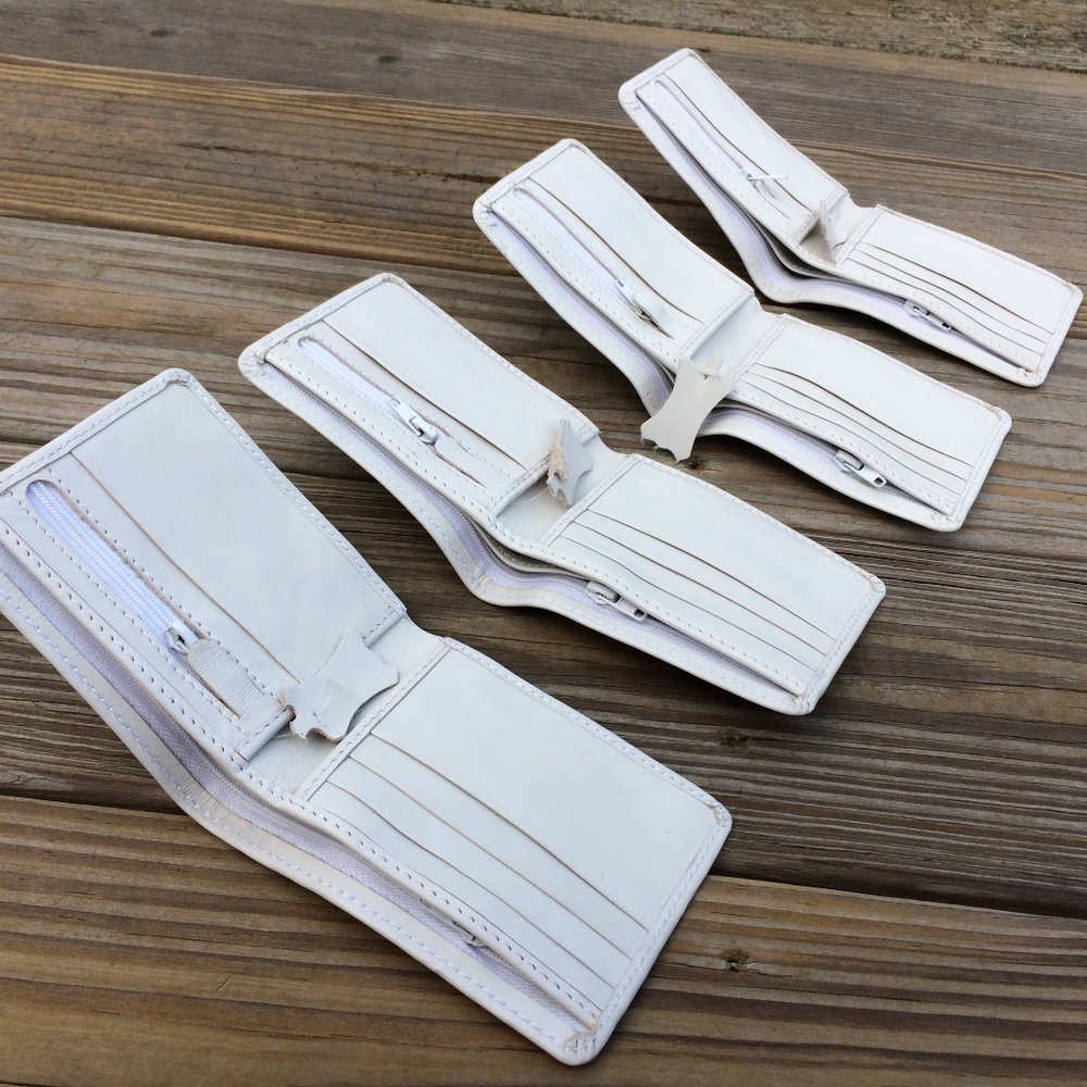 Whole Sale Lot 4 White Wallet Genuine Supreme Leat - Picture 1 of 1